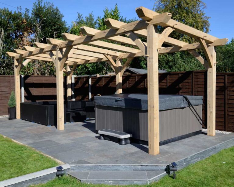 Pergolas: Enhancing Your Home’s Exterior and Boosting Curb Appeal